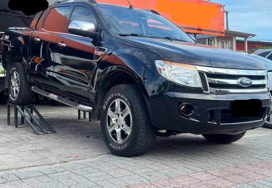 FORD RANGER 3.2 LIMITED 4X4 CD 20V DIESEL 4P AUTOMÁTICO FORD RANGER 3.2 LIMITED 4X4 CD 20V DIESEL 4P AUTOMÁTICO